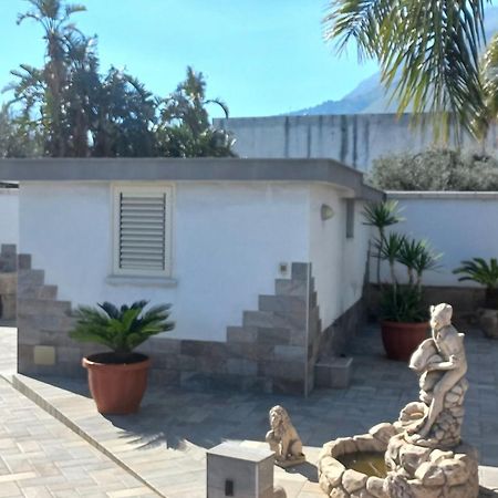 Villa Annamaria Carini Luaran gambar